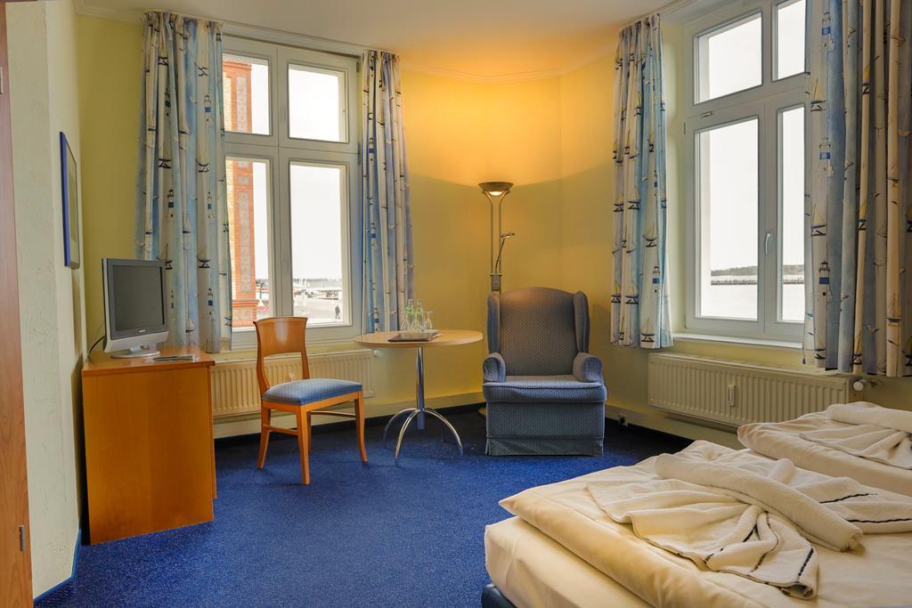 Hiddenseer Hotel Stralsund Eksteriør bilde